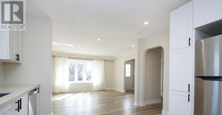 MAIN-574 Olive Avenue, Oshawa, ON, L1H 2R3 - 9