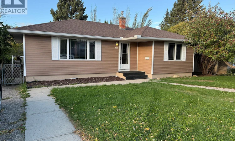 830 20th Street W