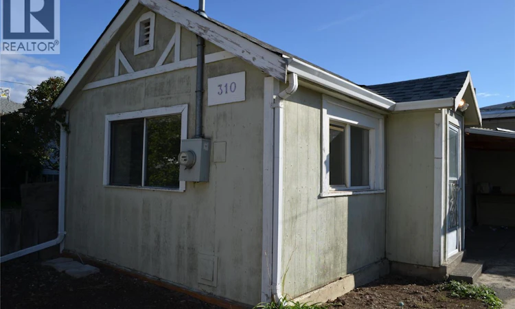 310 Bancroft Street
