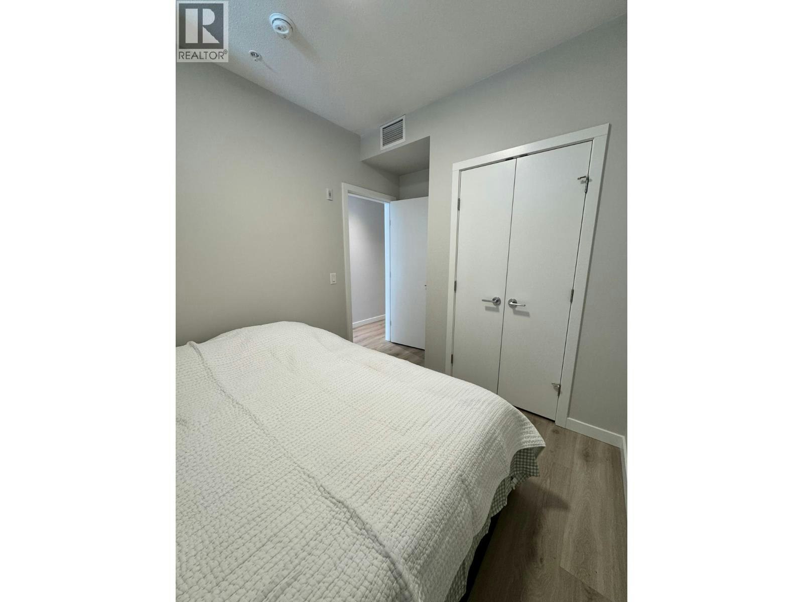 410-110 E 17th Street, North Vancouver, BC, V7L 0K4 - 9