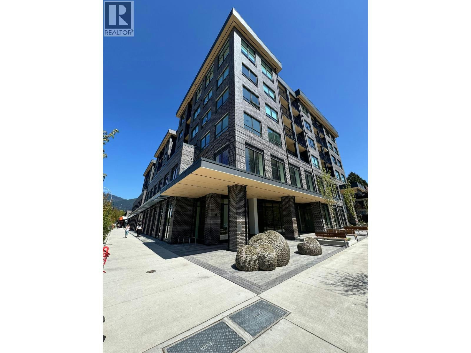 410-110 E 17th Street, North Vancouver, BC, V7L 0K4
