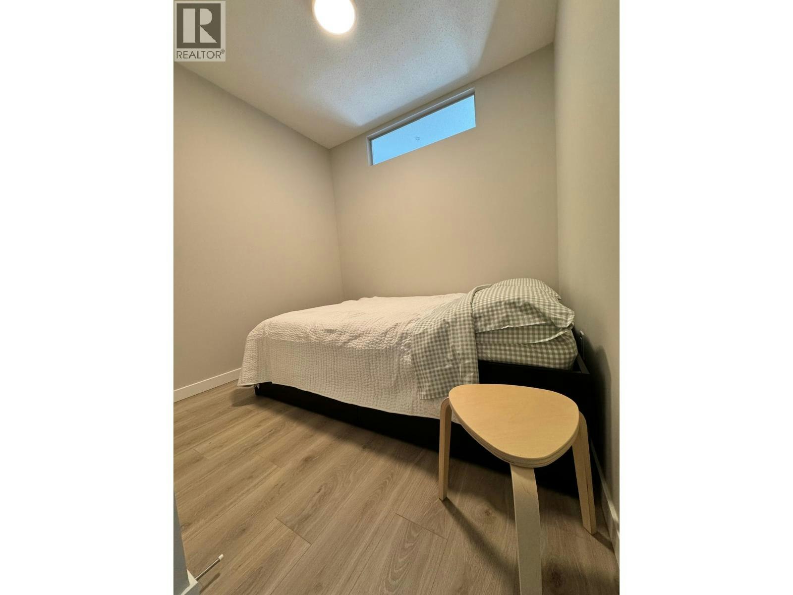 410-110 E 17th Street, North Vancouver, BC, V7L 0K4 - 8