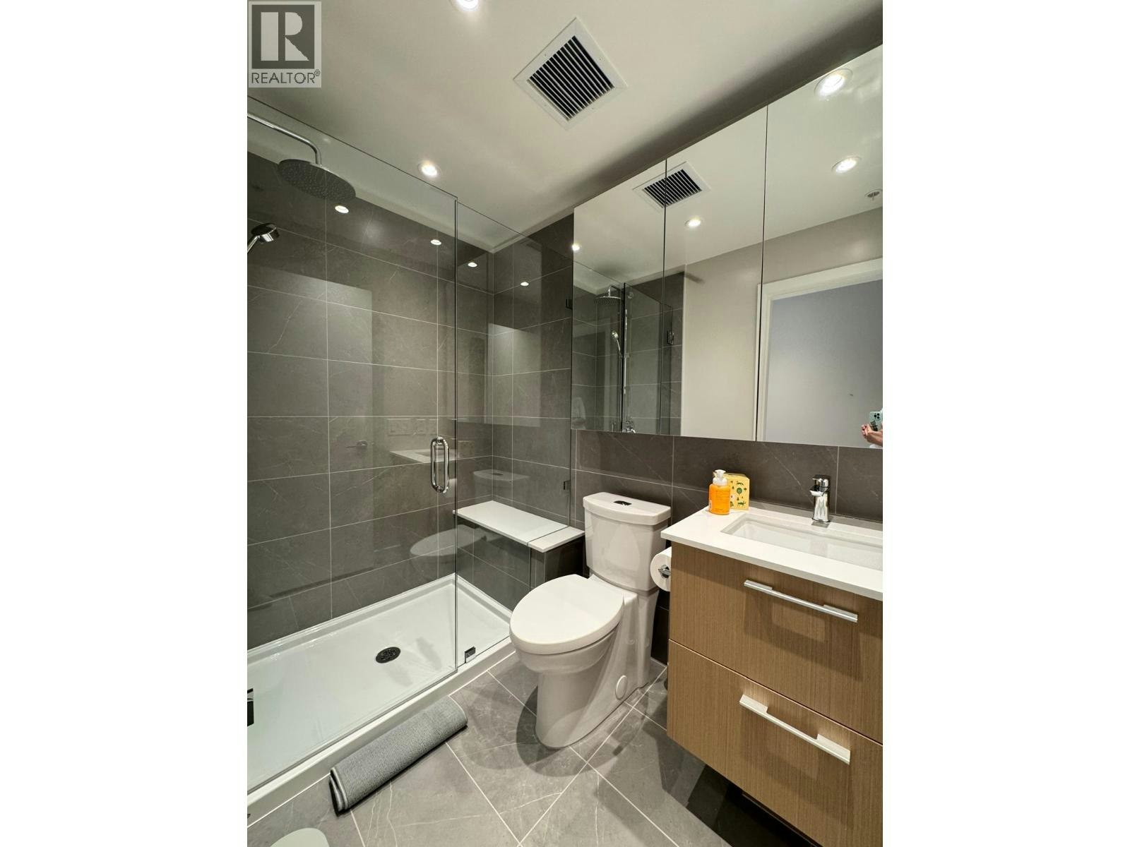 410-110 E 17th Street, North Vancouver, BC, V7L 0K4 - 7