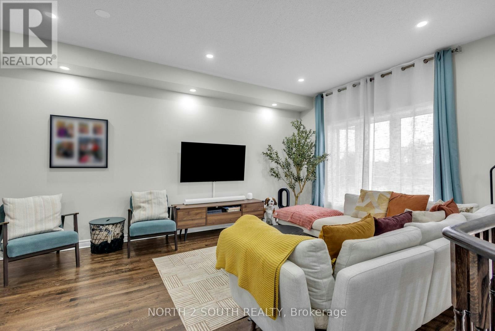 110 Grand Trunk Avenue, Vaughan, ON, L6A 0Y3 - 7