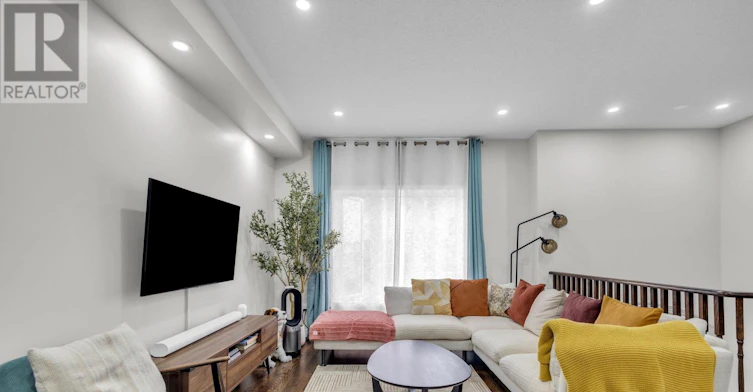 110 Grand Trunk Avenue, Vaughan, ON, L6A 0Y3 - 8