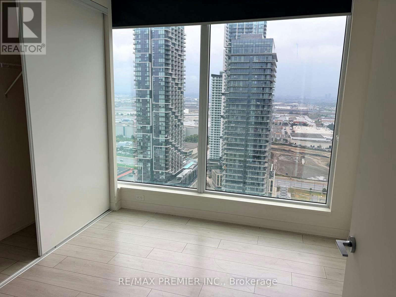 3502-5 Buttermill Avenue, Vaughan, ON, L4K 0J5 - 4