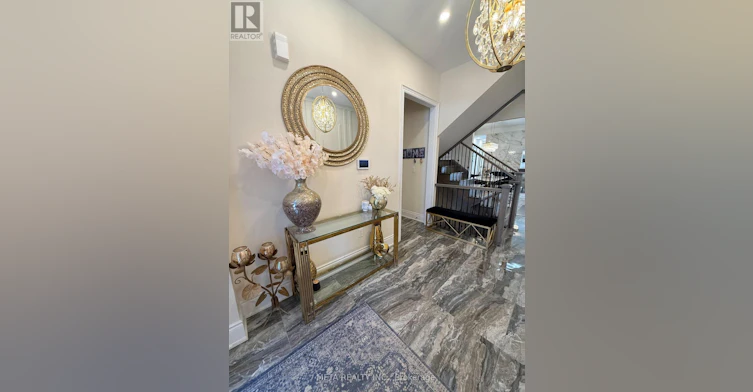 1246 Pondside Trail, Oakville, ON, L6M 5M7 - 2