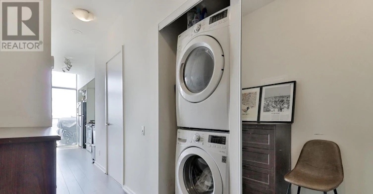 PH3505-105 The Queensway Avenue, Toronto, ON, M6S 5B5 - 2