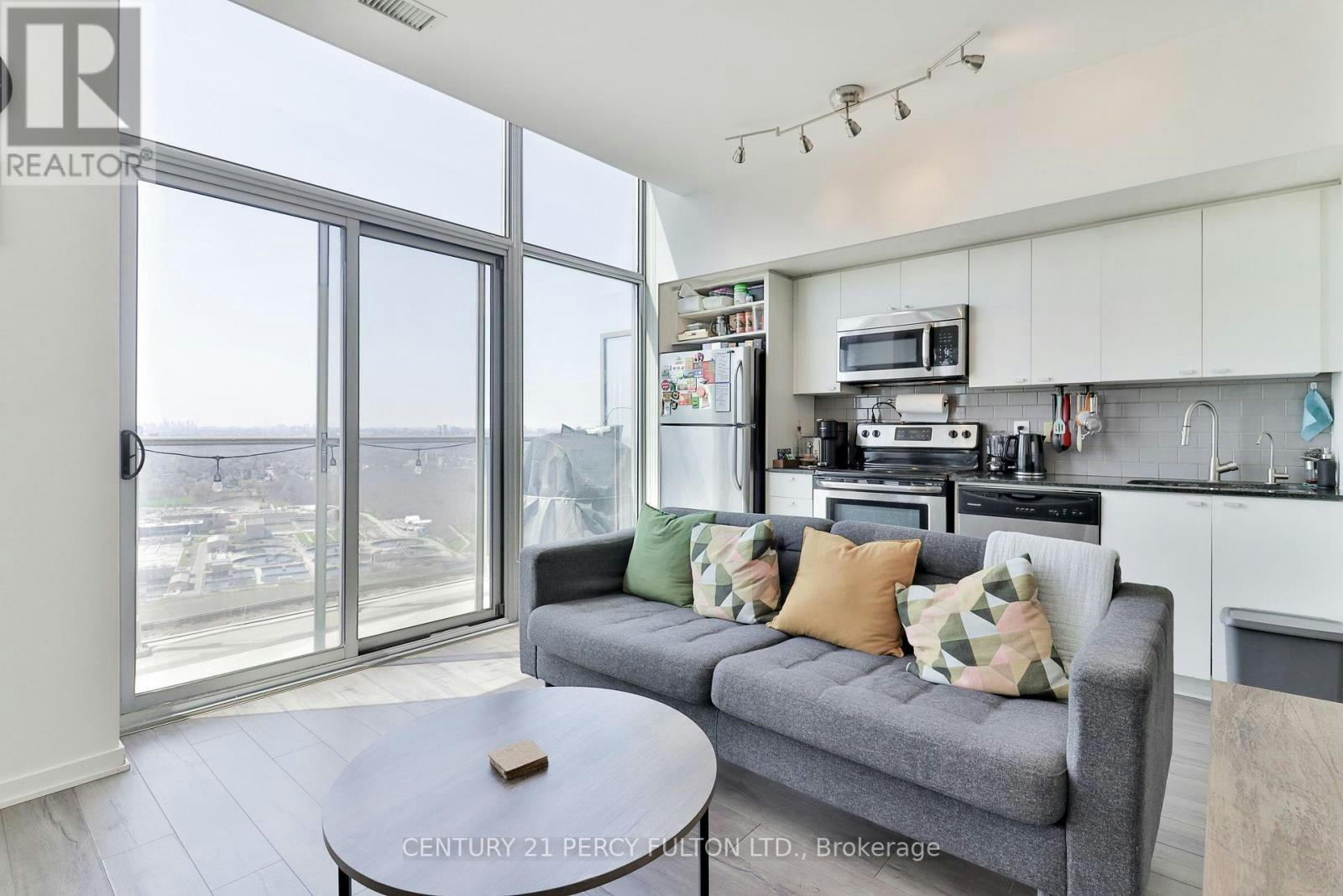 PH3505-105 The Queensway Avenue, Toronto, ON, M6S 5B5 - 12