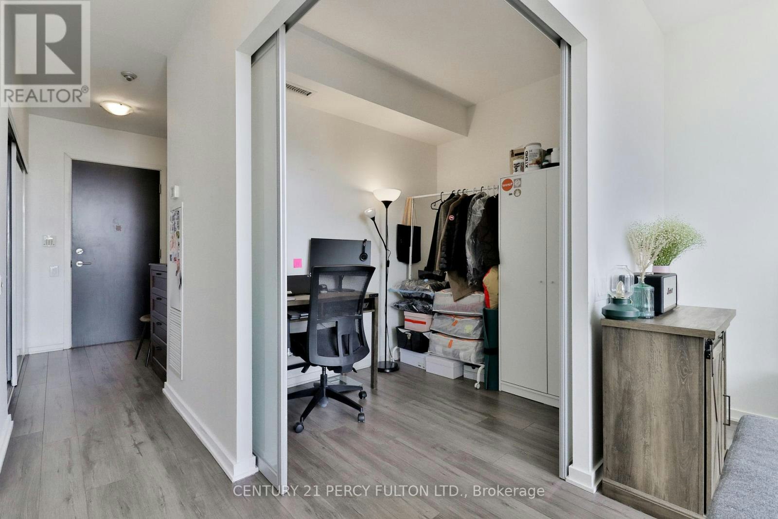 PH3505-105 The Queensway Avenue, Toronto, ON, M6S 5B5 - 5