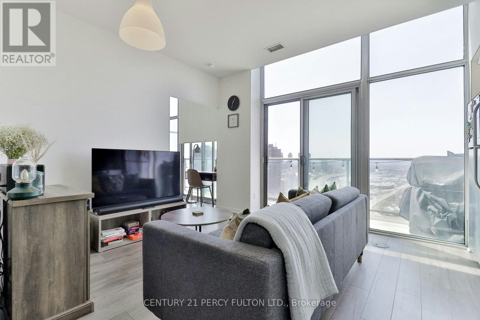 PH3505-105 The Queensway Avenue, Toronto, ON, M6S 5B5 - 9