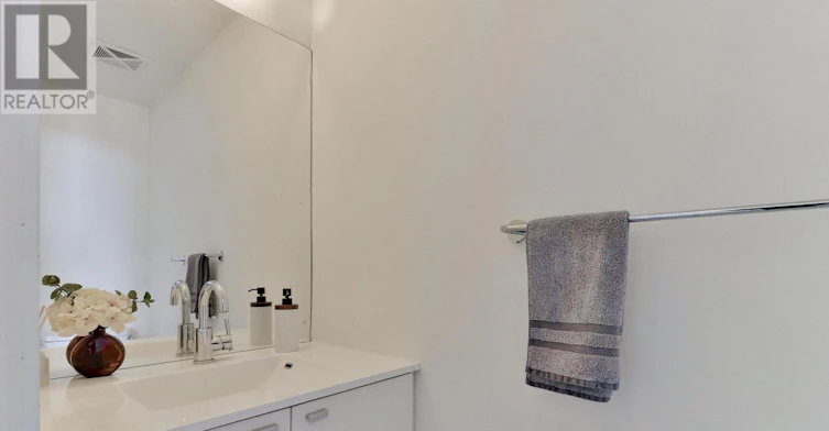 PH3505-105 The Queensway Avenue, Toronto, ON, M6S 5B5 - 3