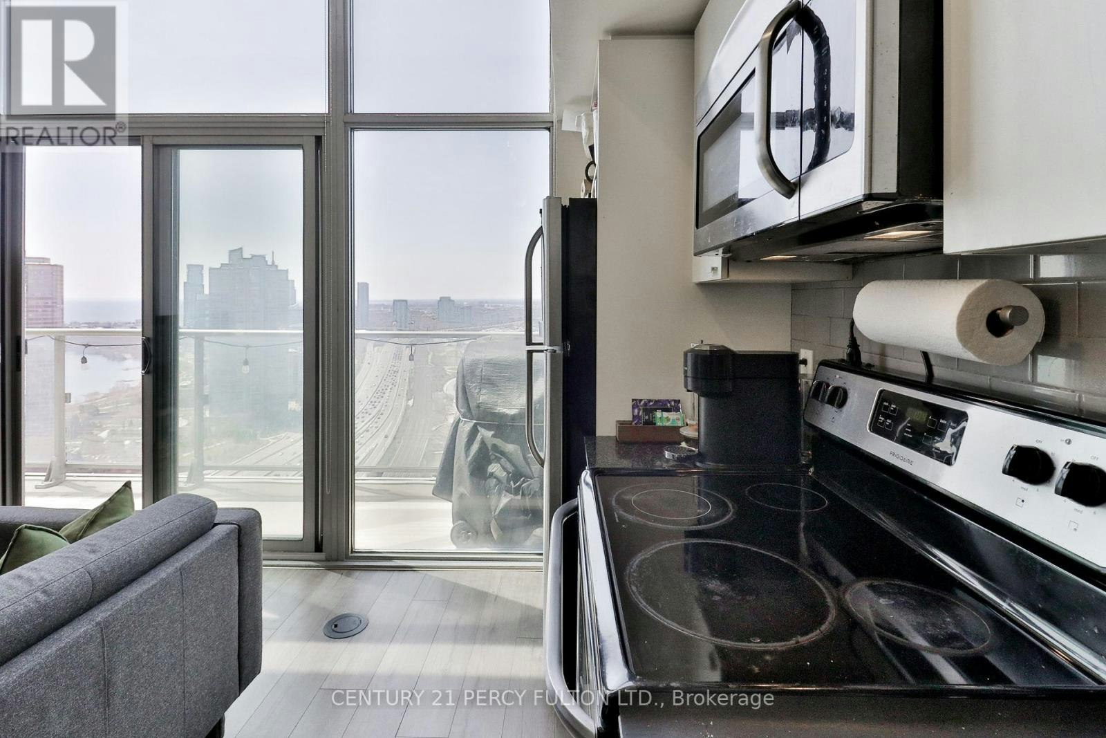 PH3505-105 The Queensway Avenue, Toronto, ON, M6S 5B5 - 7