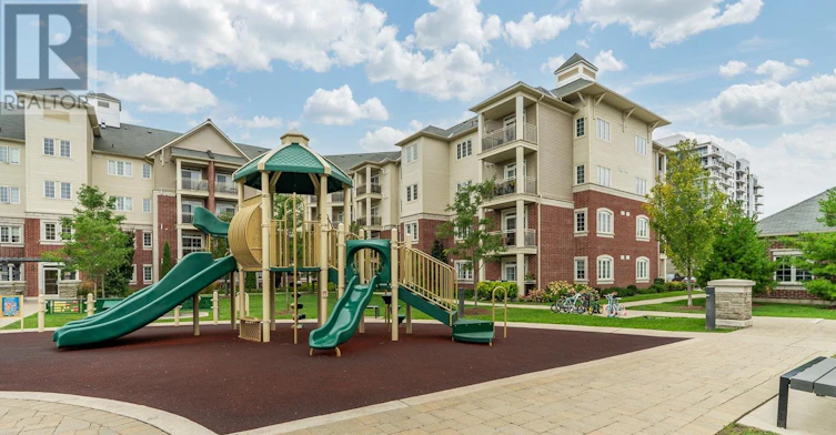 225-80 Aspen Springs Drive, Clarington, ON, L1C 0V4 - 2