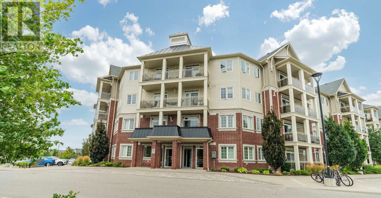 225-80 Aspen Springs Drive, Clarington, ON, L1C 0V4
