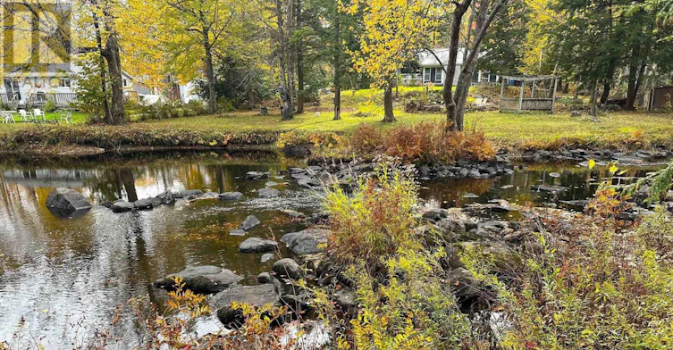 292 Edwina Drive, Galway-Cavendish and Harvey, ON, K0M 1A0 - 7