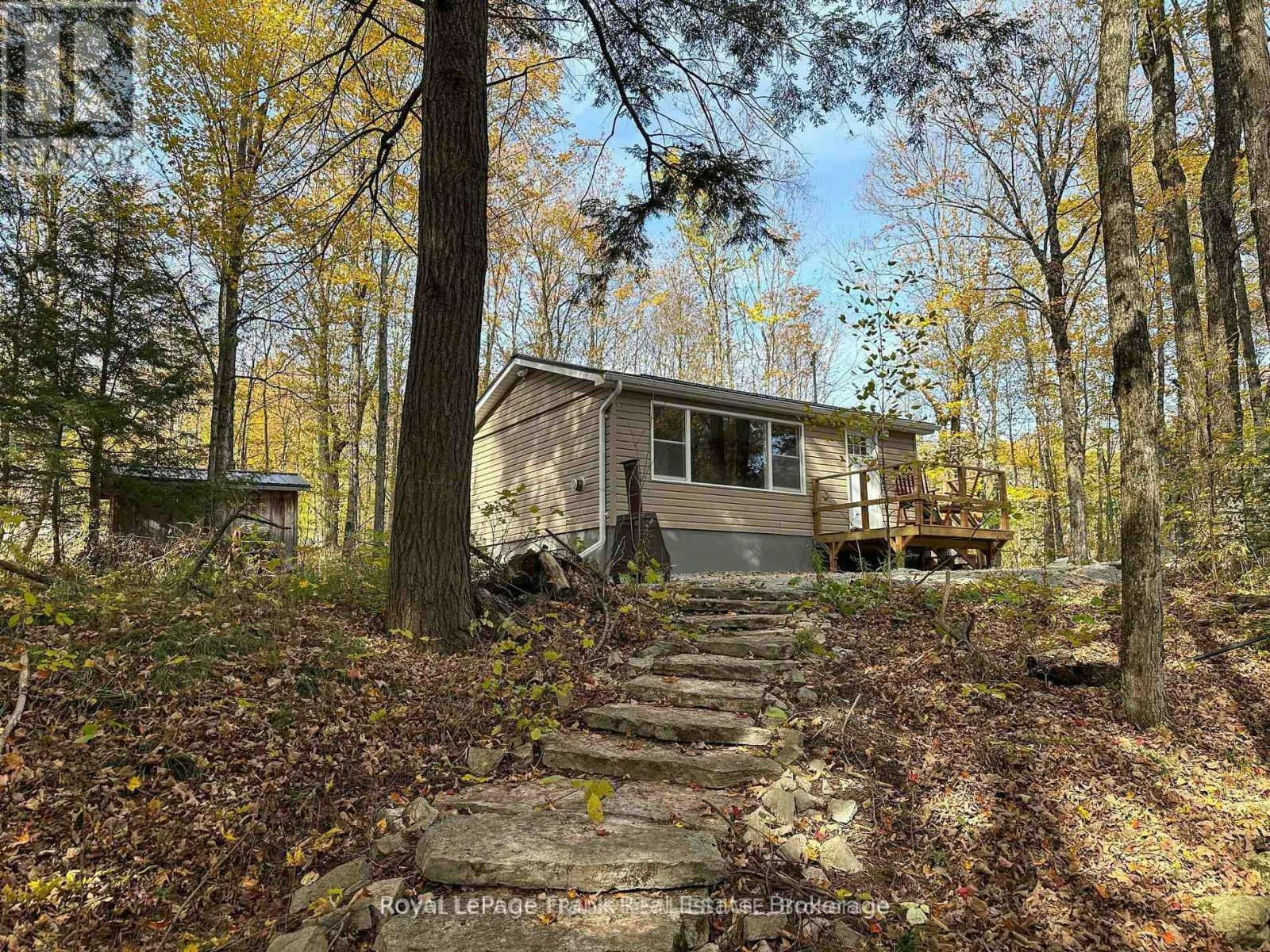 292 Edwina Drive, Galway-Cavendish and Harvey, ON, K0M 1A0 - 2