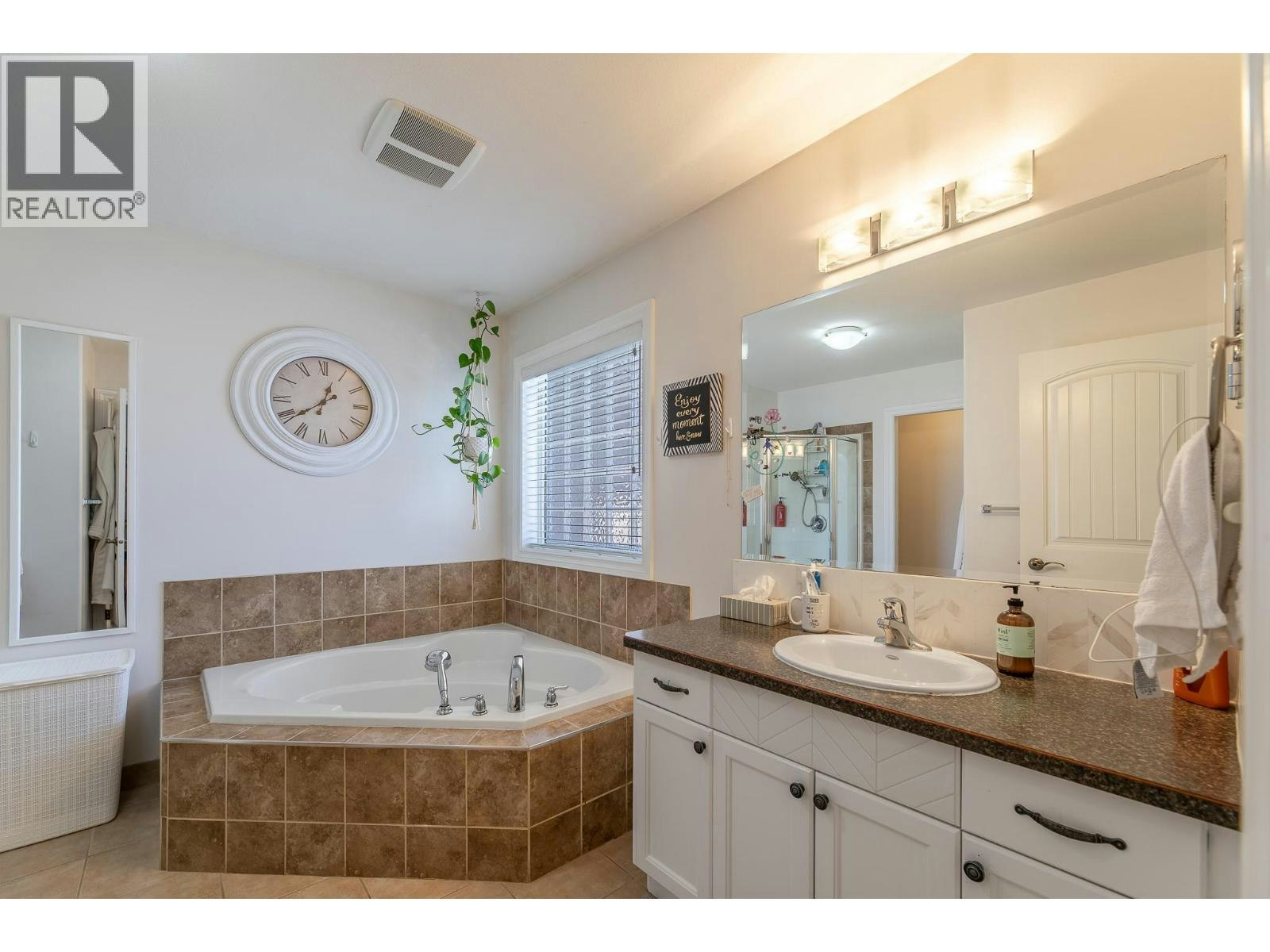 106-1742 Fairford Drive, Penticton, BC, V2A 6C8 - 23