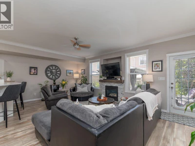 106-1742 Fairford Drive - 3