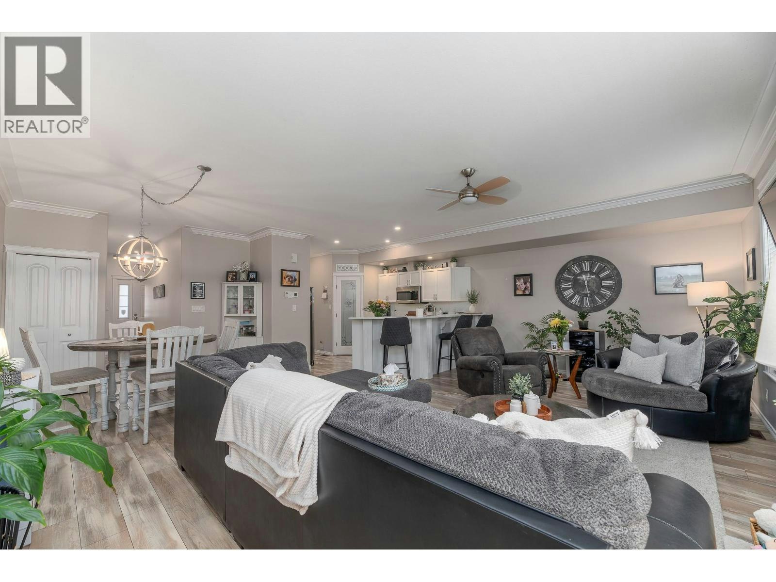 106-1742 Fairford Drive - 4