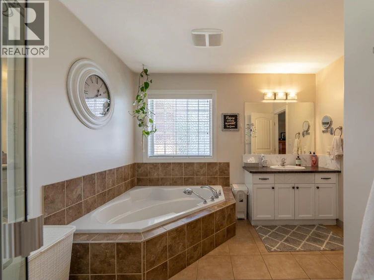 106-1742 Fairford Drive, Penticton, BC, V2A 6C8 - 25