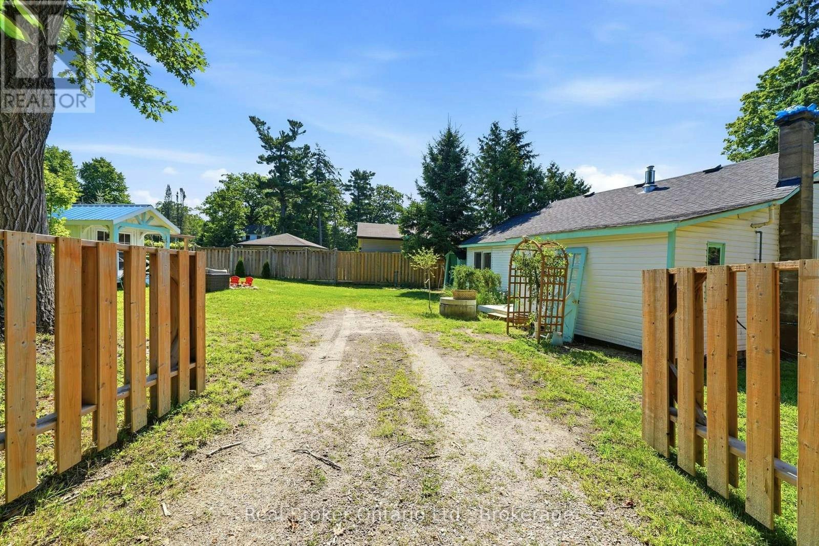 7 Oliver Drive, Tiny, ON, L0L 2J0 - 33