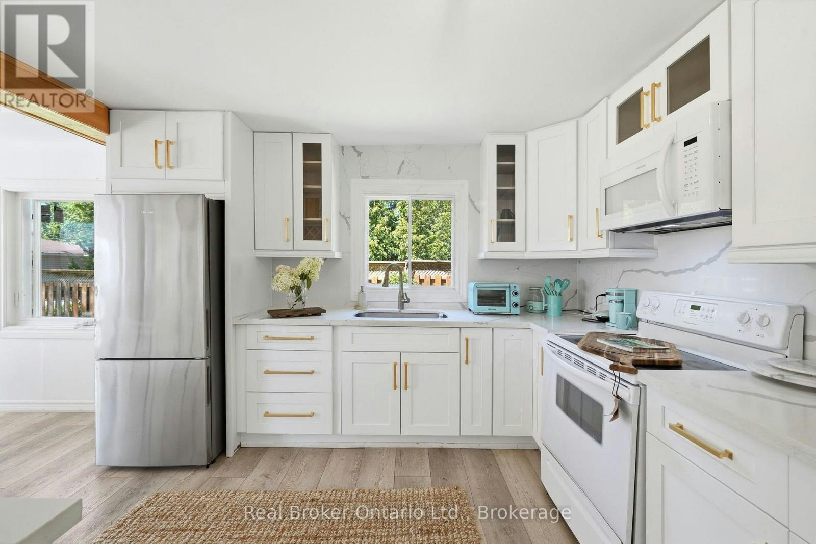7 Oliver Drive, Tiny, ON, L0L 2J0 - 17