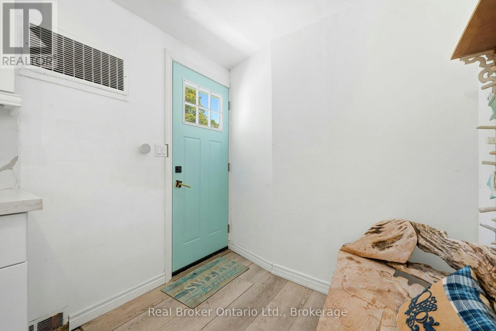 7 Oliver Drive, Tiny, ON, L0L 2J0 - 8