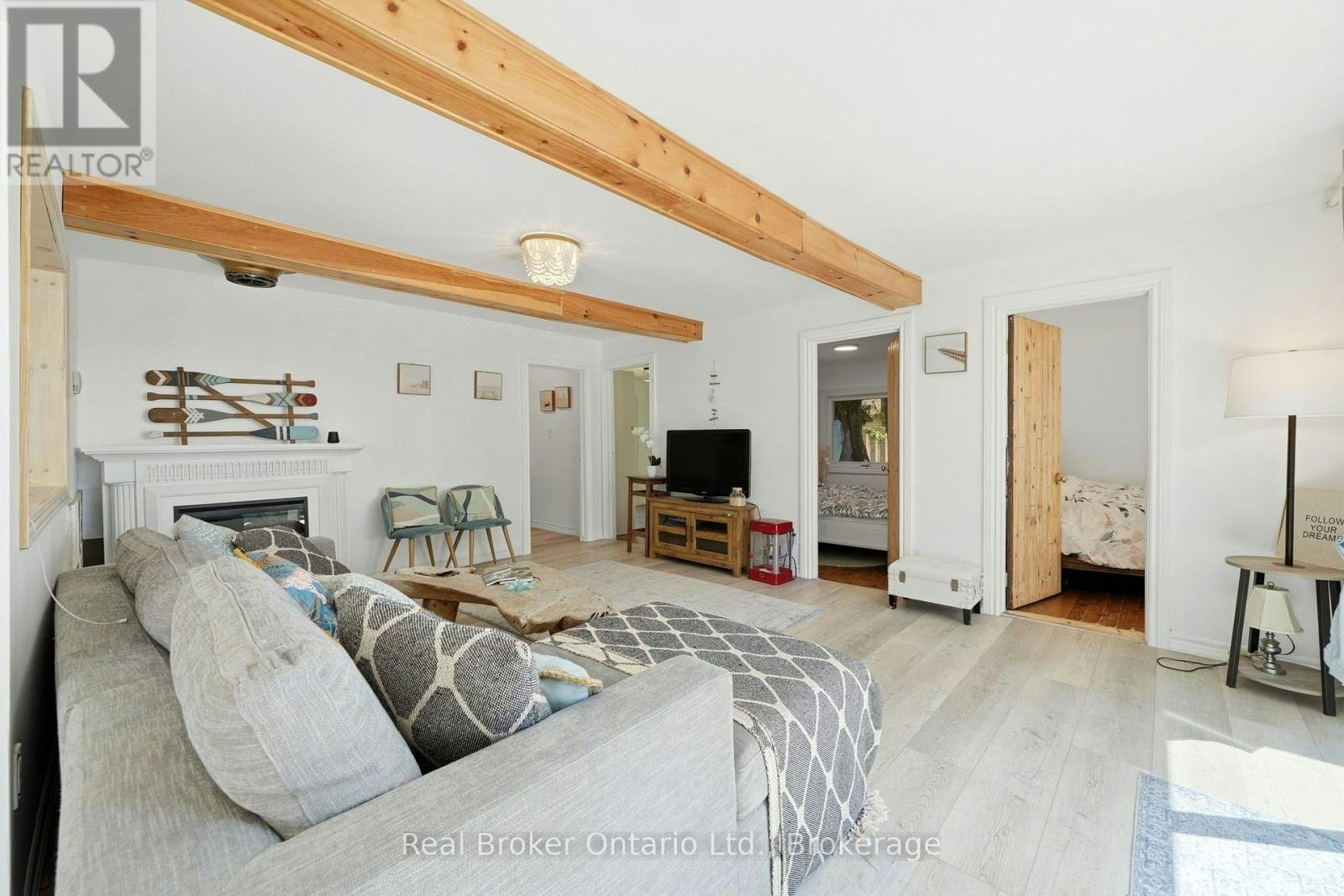 7 Oliver Drive, Tiny, ON, L0L 2J0 - 15