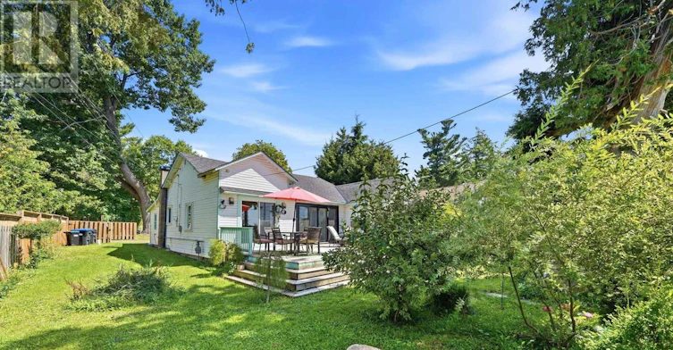 7 Oliver Drive, Tiny, ON, L0L 2J0 - 2