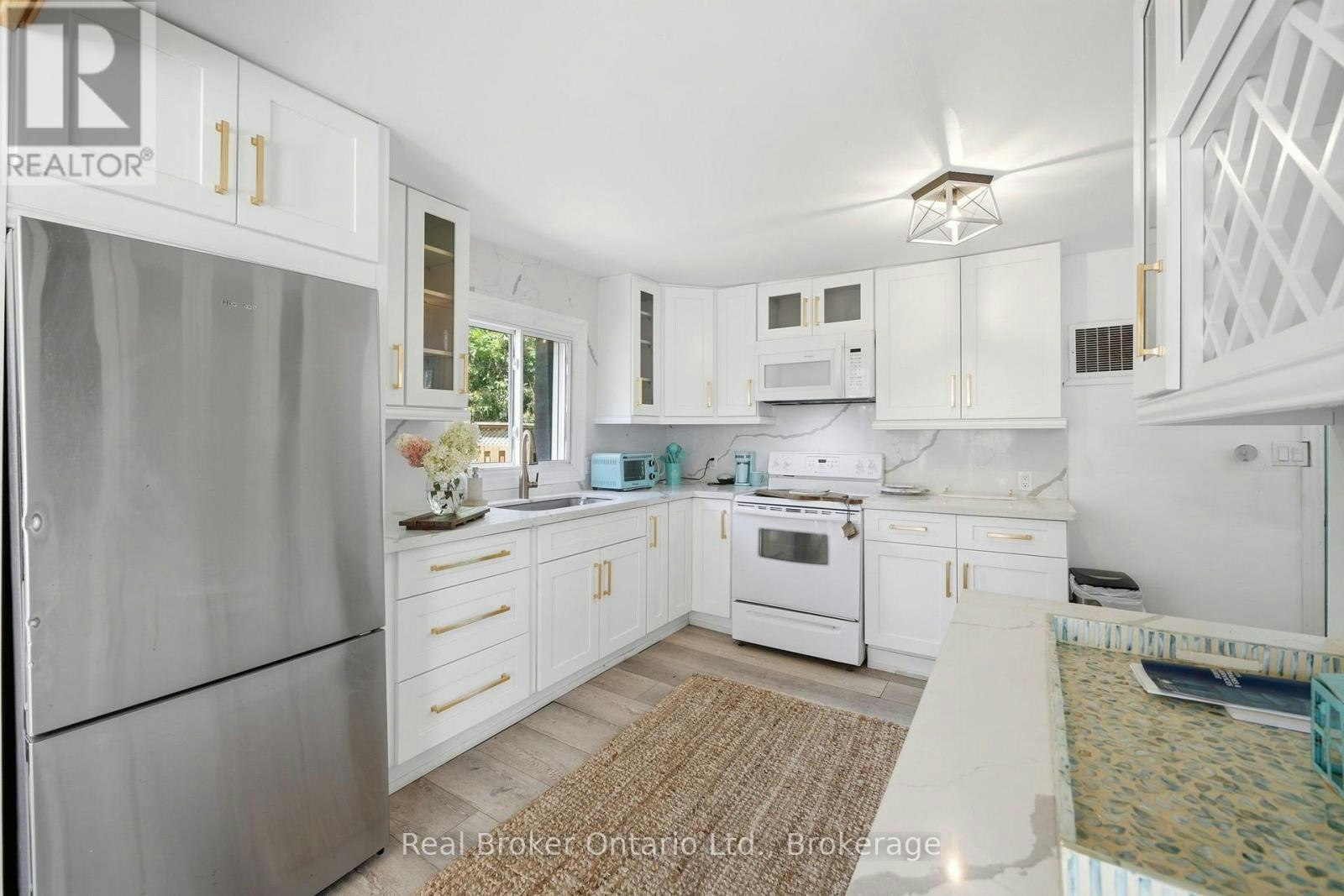 7 Oliver Drive, Tiny, ON, L0L 2J0 - 20