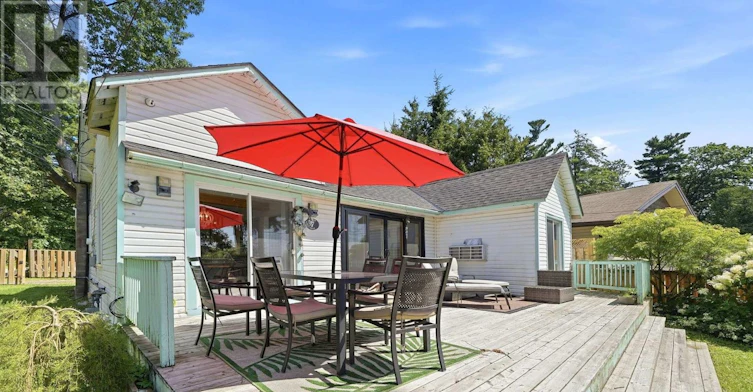 7 Oliver Drive, Tiny, ON, L0L 2J0 - 4