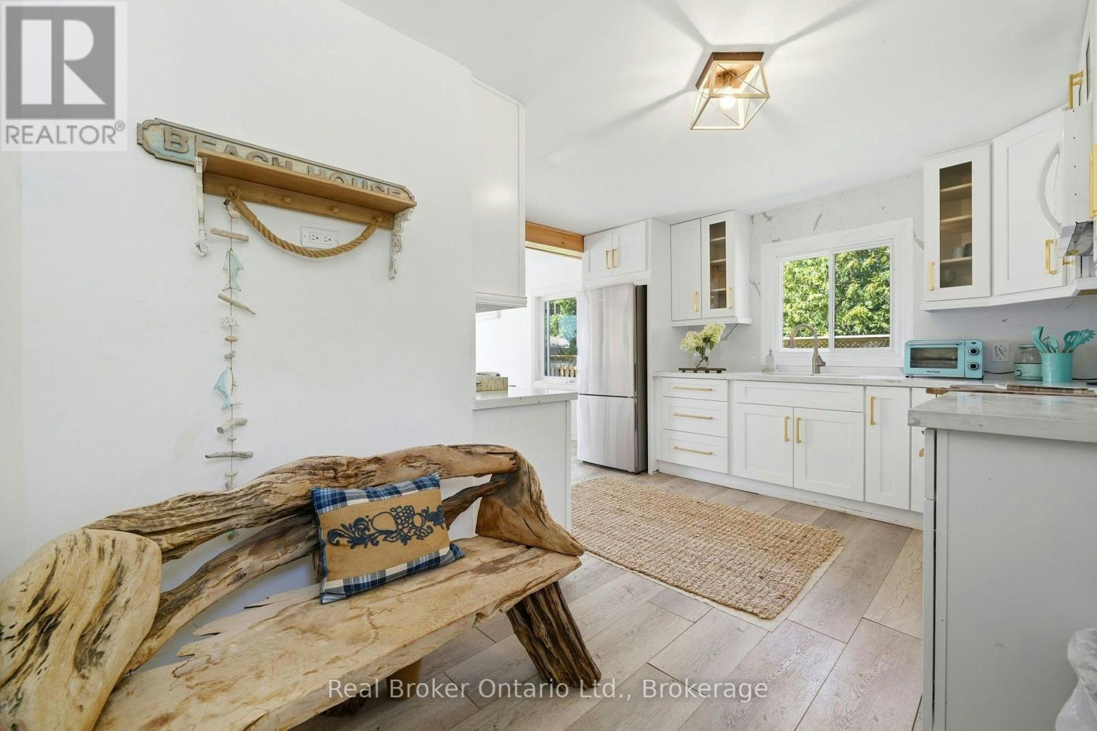 7 Oliver Drive, Tiny, ON, L0L 2J0 - 9