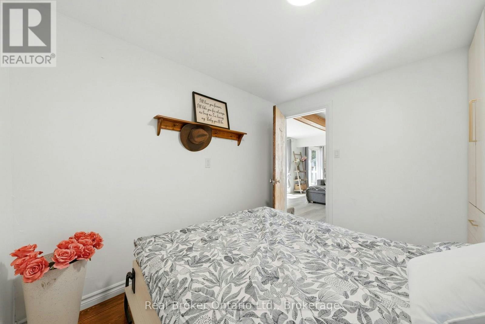 7 Oliver Drive, Tiny, ON, L0L 2J0 - 30