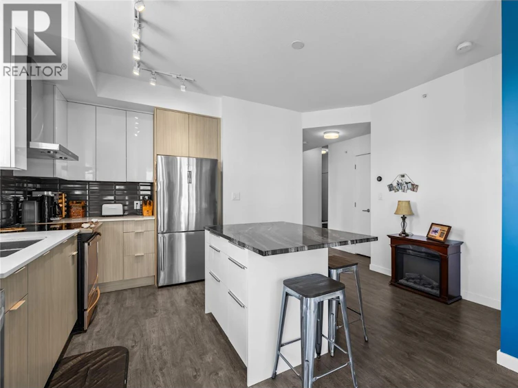 PH 18-1770 Richter Street, Kelowna, BC, V1Y 0E6 - 15