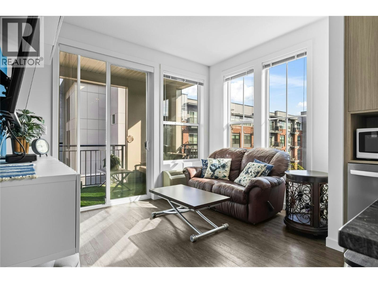 PH 18-1770 Richter Street, Kelowna, BC, V1Y 0E6 - 12