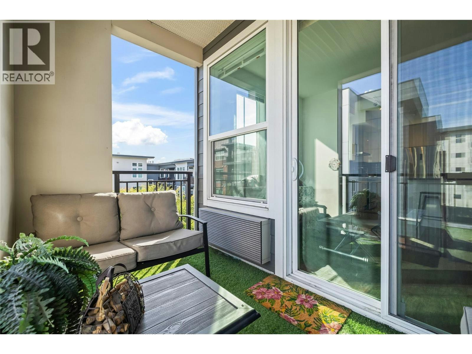 PH 18-1770 Richter Street, Kelowna, BC, V1Y 0E6 - 17