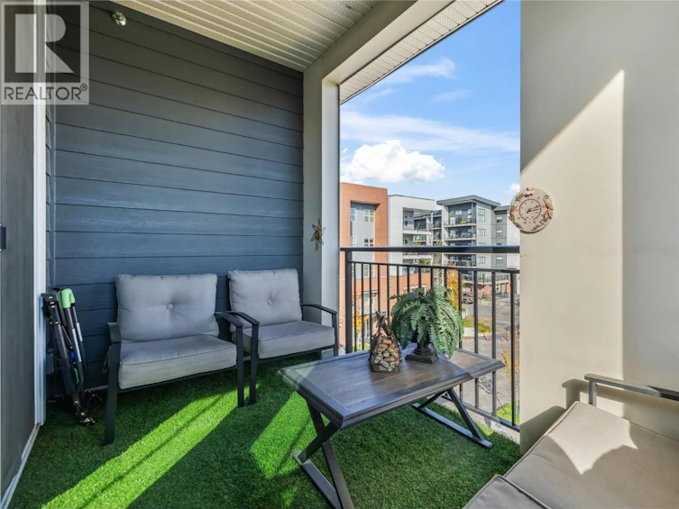 PH 18-1770 Richter Street, Kelowna, BC, V1Y 0E6 - 16