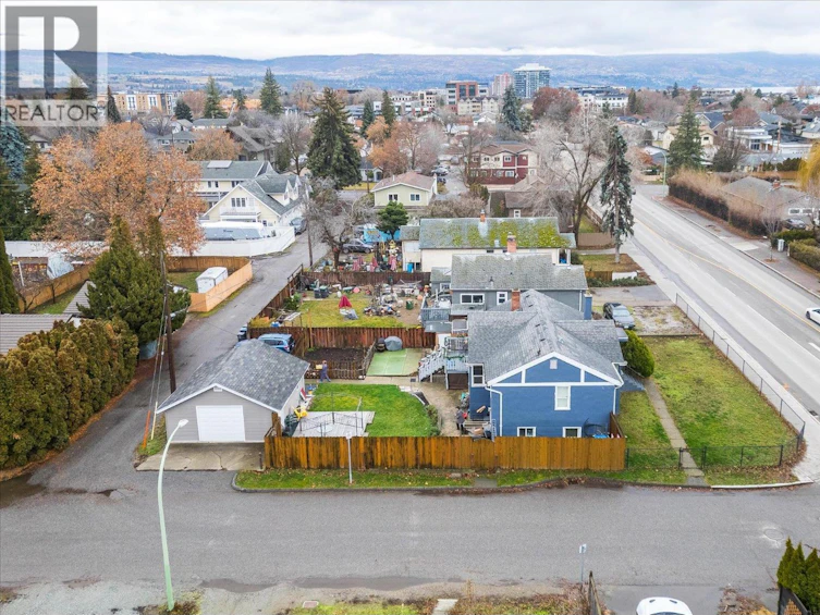 2405 Pandosy Street, Kelowna, BC, V1Y 1T7 - 6