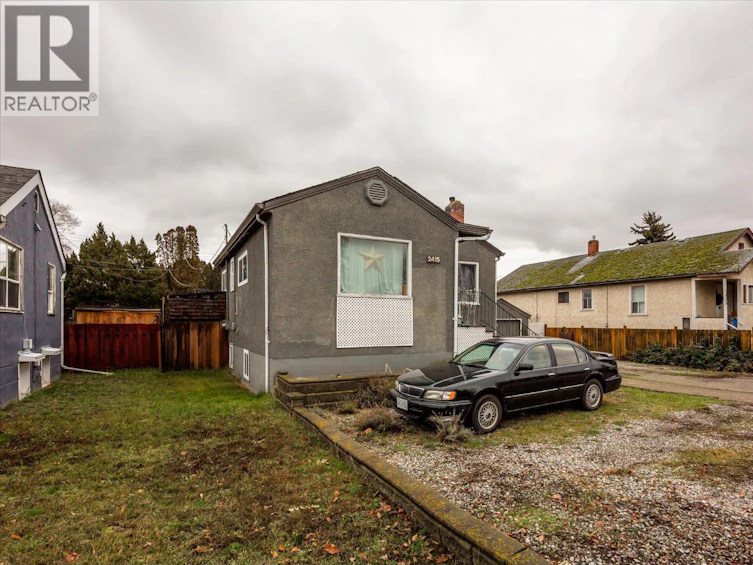2405 Pandosy Street, Kelowna, BC, V1Y 1T7 - 21