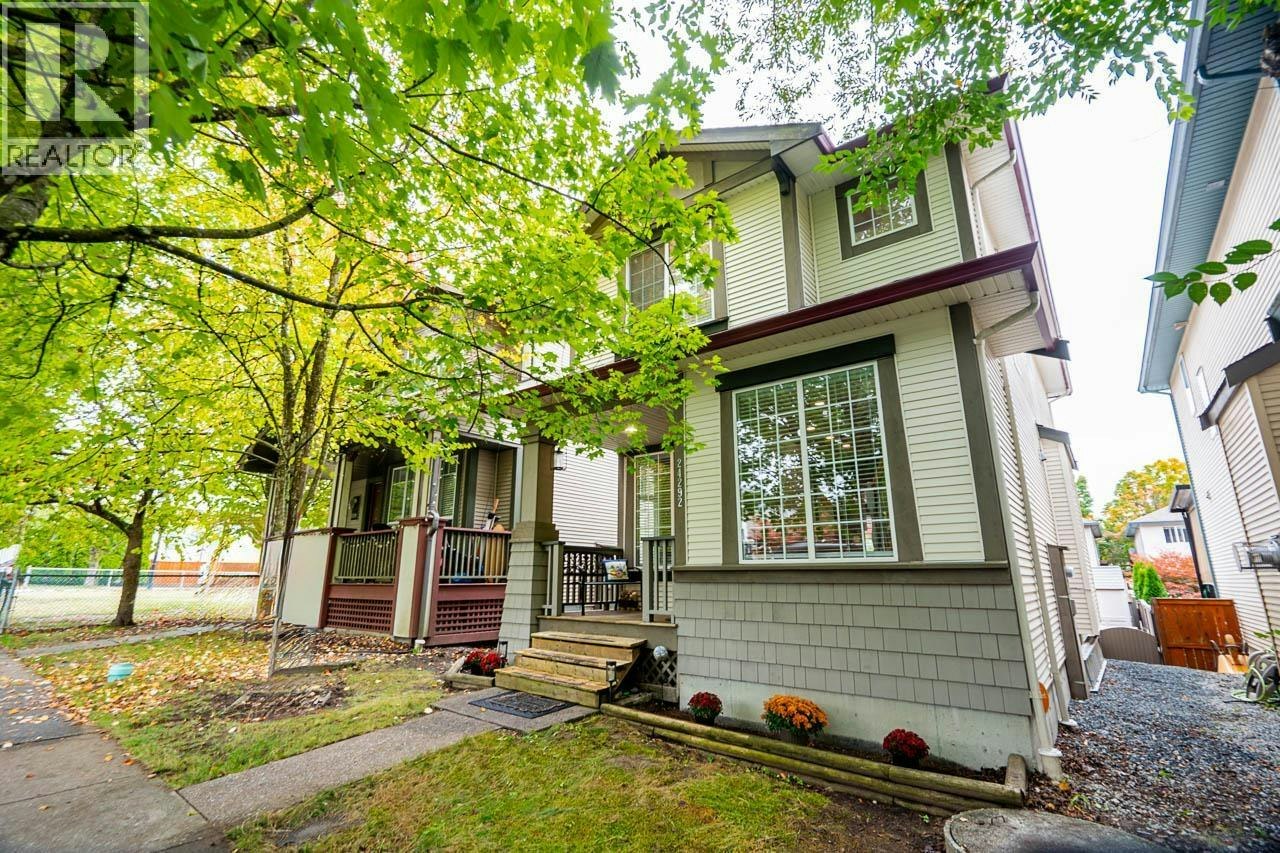 24292 102b Avenue, Maple Ridge, BC, V2W 1Y1
