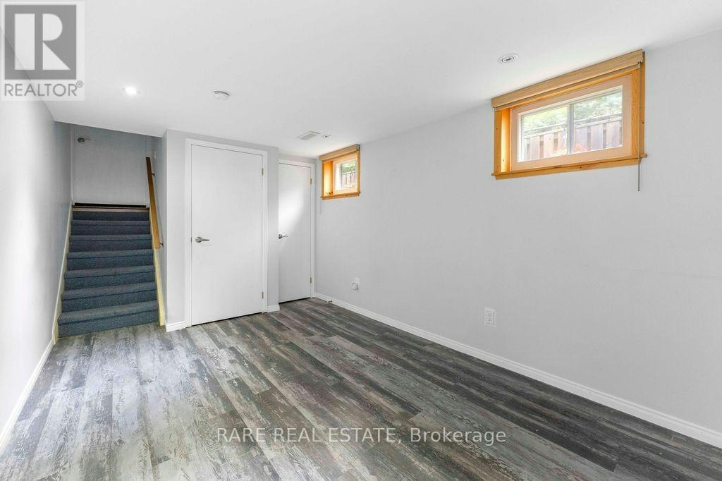 LOWER-733 Eaglemount Crescent, Mississauga, ON, L5C 1H2 3