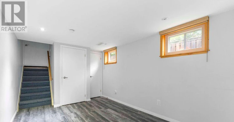 LOWER-733 Eaglemount Crescent, Mississauga, ON, L5C 1H2 - 3