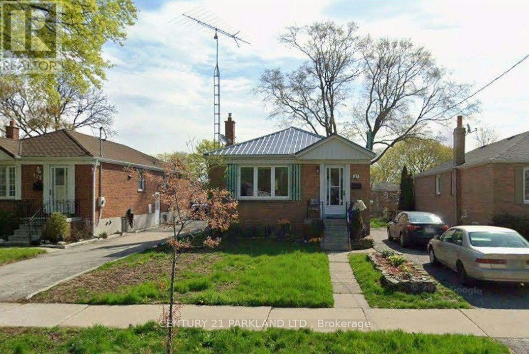 125 Carson Street NORTH, Toronto, ON, M8W 4C7