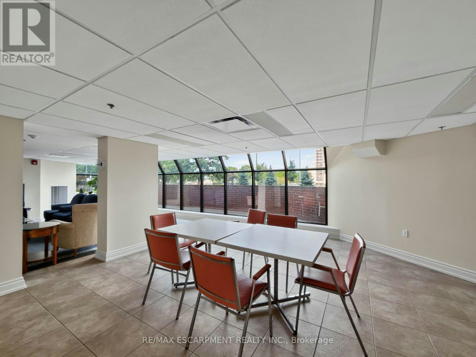 202-1230 Marlborough Court, Oakville, ON, L6H 3K6 - 9