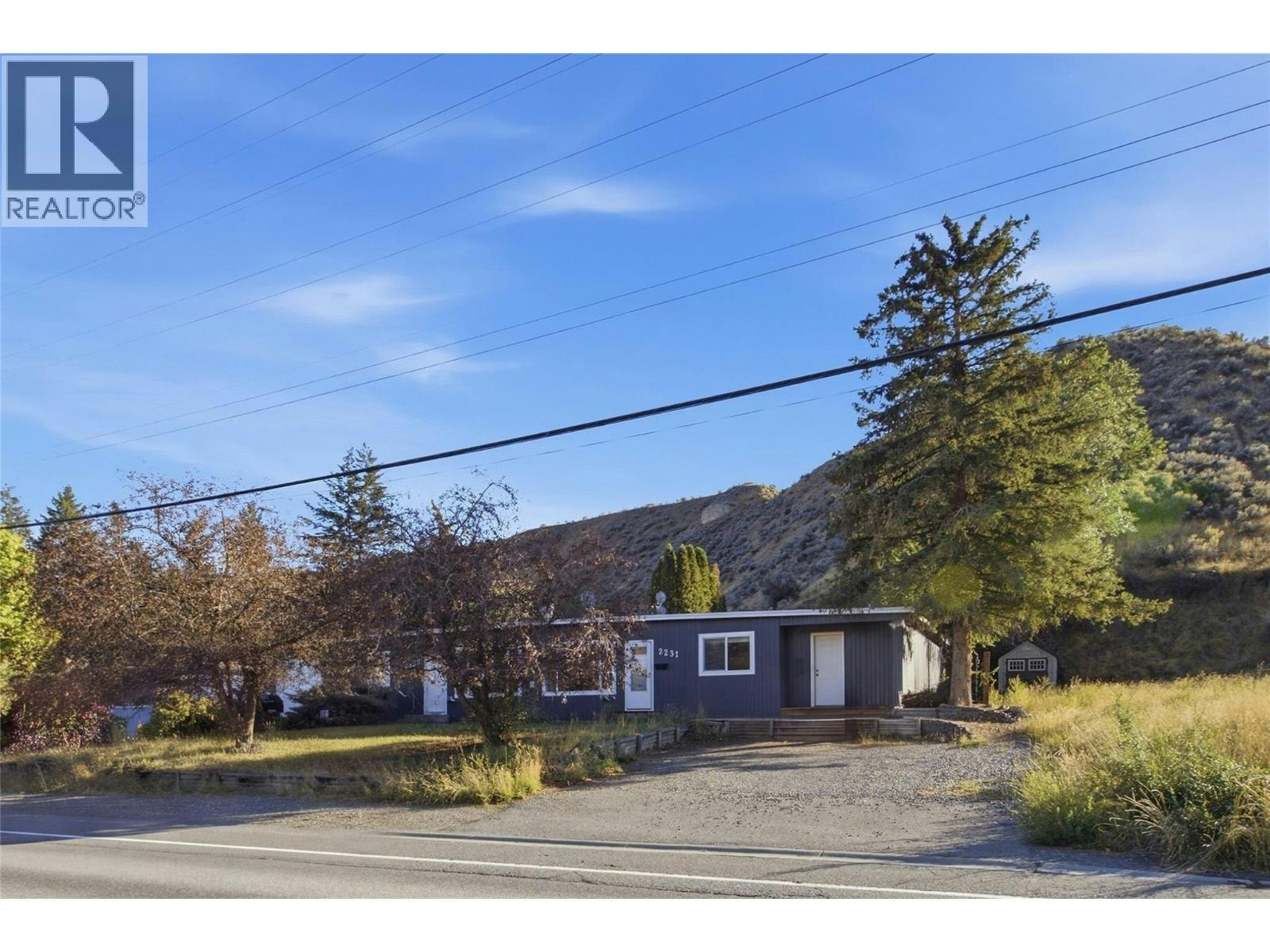 2231/2233 Valleyview Drive, Kamloops, BC, V2C 4C8