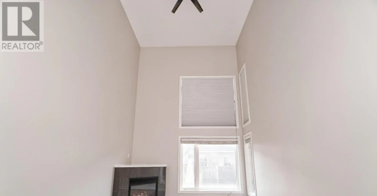 115 Watchhorn Grove, Ottawa, ON, K1V 2N3 - 9