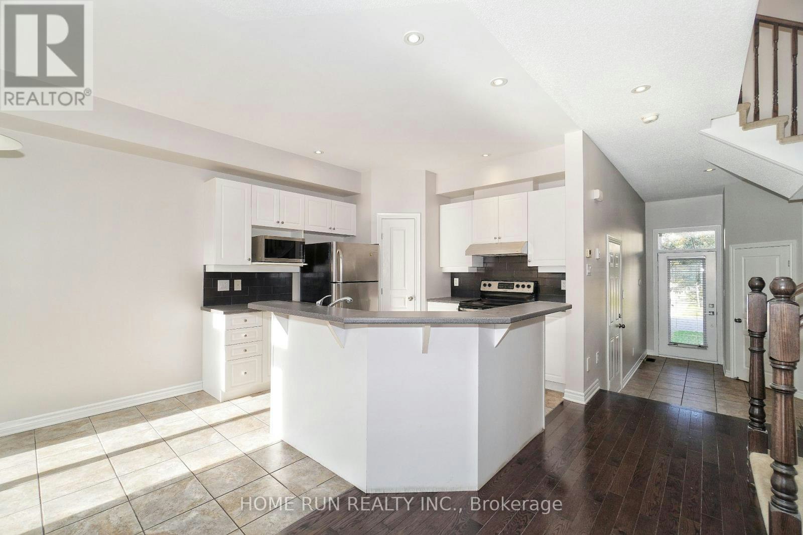 115 Watchhorn Grove, Ottawa, ON, K1V 2N3 - 17