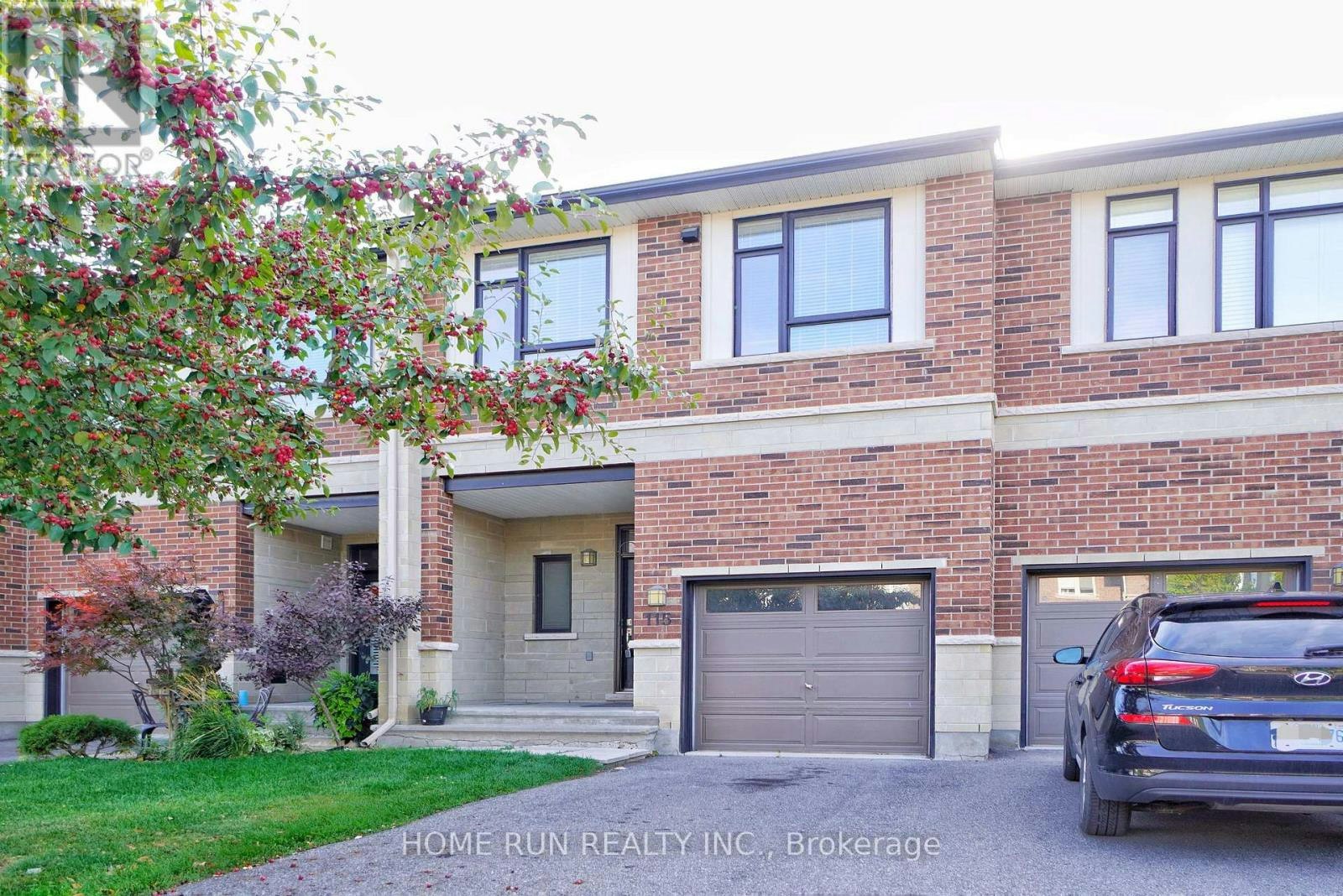 115 Watchhorn Grove, Ottawa, ON, K1V 2N3
