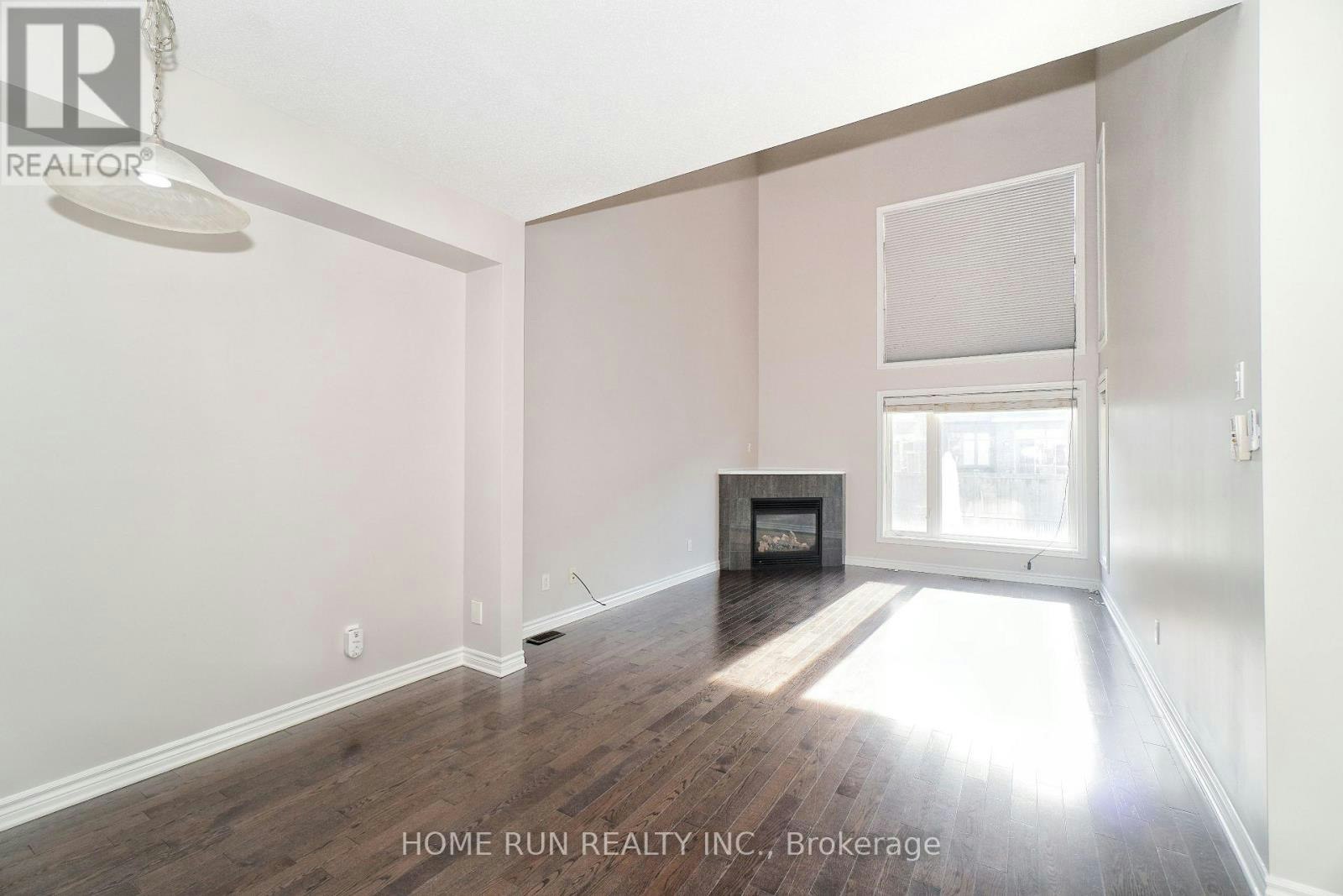 115 Watchhorn Grove, Ottawa, ON, K1V 2N3 - 5